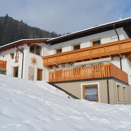 Ferienwohnung Stübilerhof Ahrntal Zimmer foto