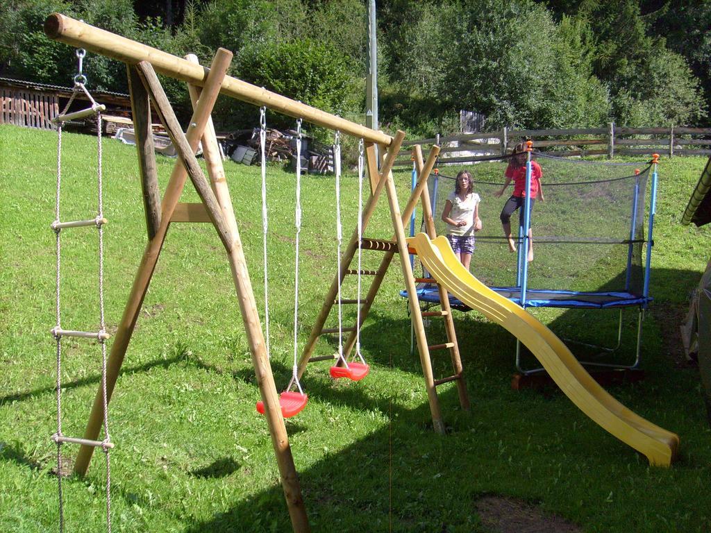 Ferienwohnung Stübilerhof Ahrntal Zimmer foto
